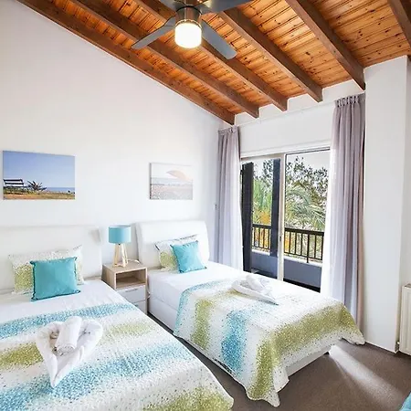 Nepou - Beautiful 4 Bedroom - Located In With Private Pool * Ayia Napa